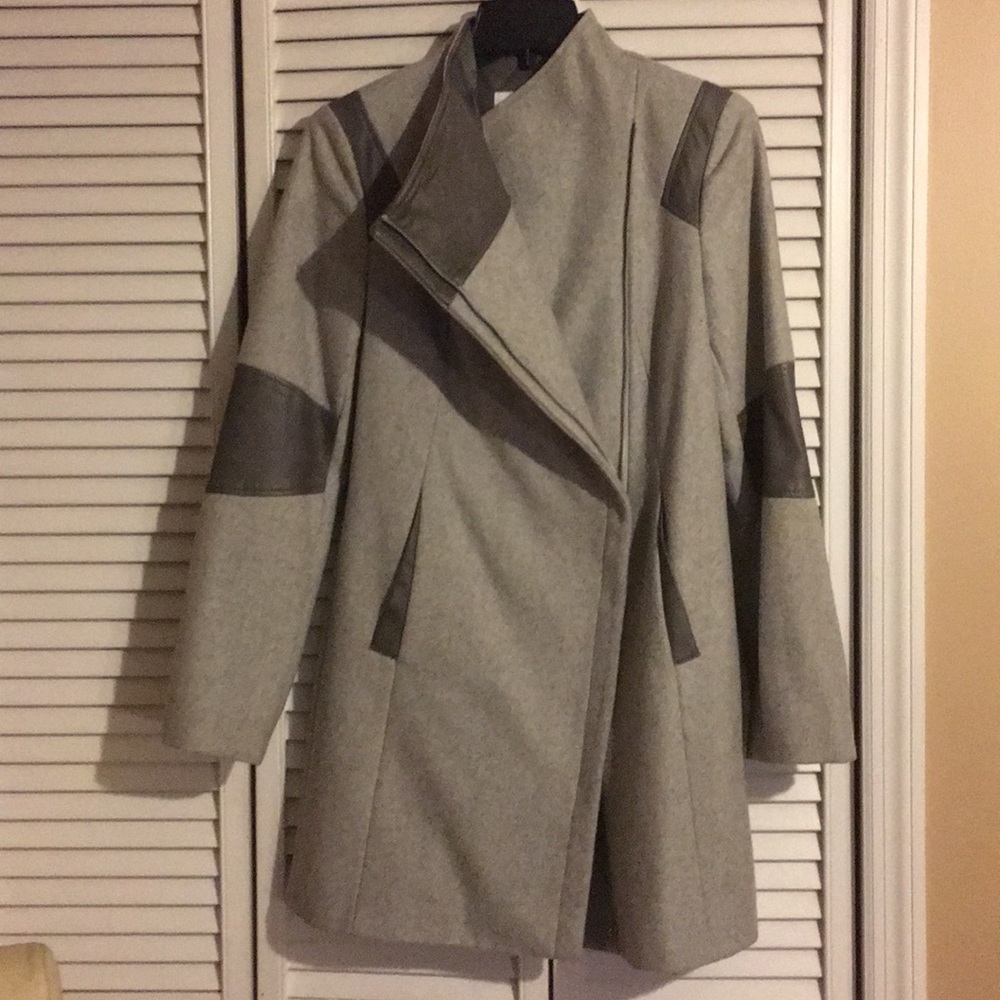 Calvin Klein coat - Picture 2 of 8